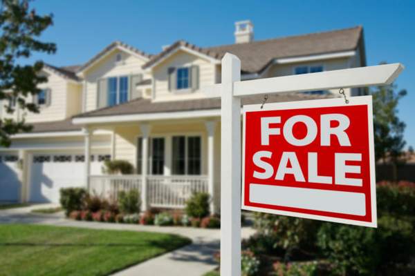 Mona Attar/ Broker Real Estate Services