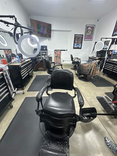 TreeHouse Barbershop