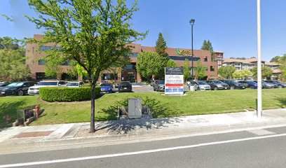 RE/MAX of Santa Clarita and Valencia Paris Macivor