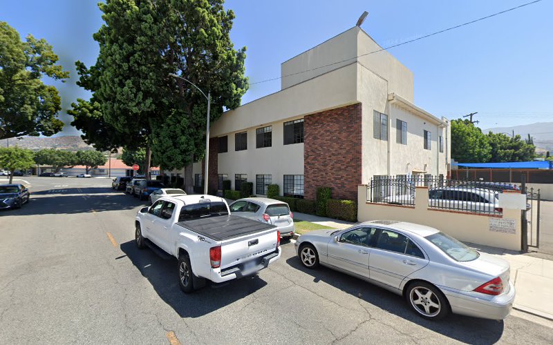 Ed Navasardyan with JohnHart Real Estate