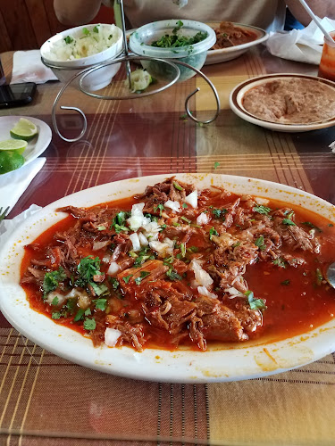 Los Tres Cochinitos Restaurant