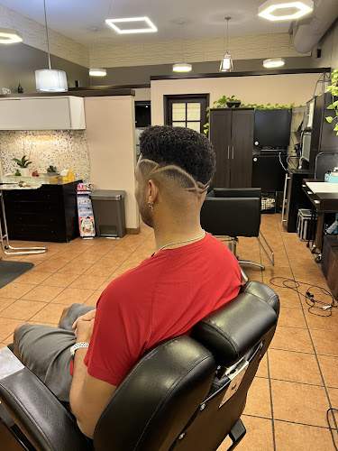 UR BARBERSHOP