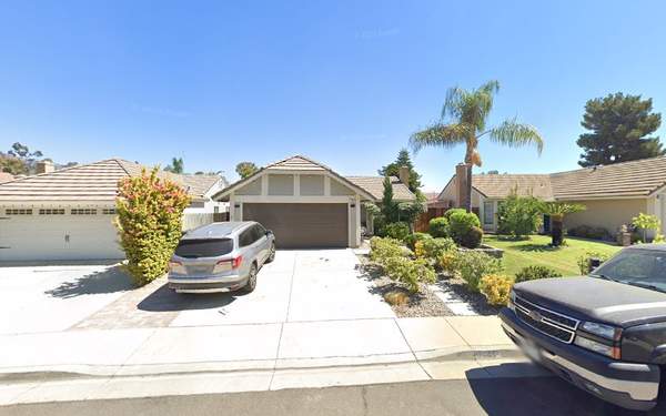 Pedro Villalpando - Premier Real Estate REALTOR