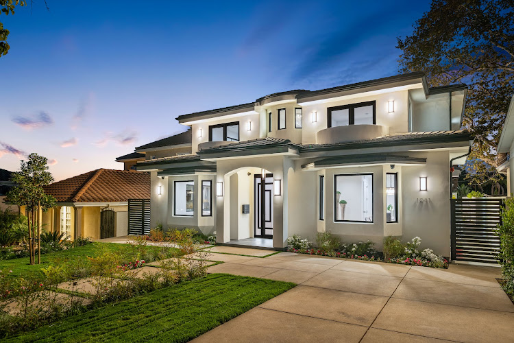 Robert Kurdyan & Associates Real Estate Group - Keller Williams Realty